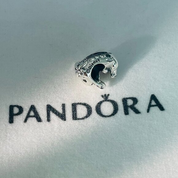 Pandora Disney Winnie the Pooh Eeyore Charm - Picture 3 of 6